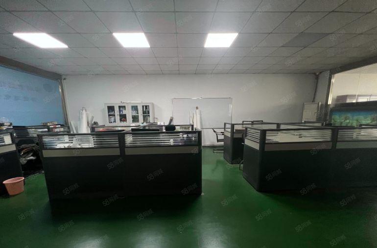 横岗坳背地铁口1000平精装修办公仓库厂房低价出租大小可分租