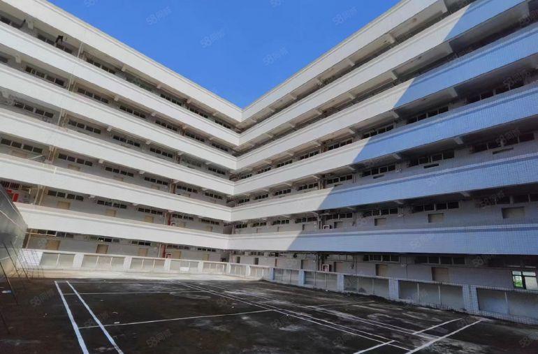 公寓包租 龙岗靠近路边宿舍楼138间 可改造成276间合同久