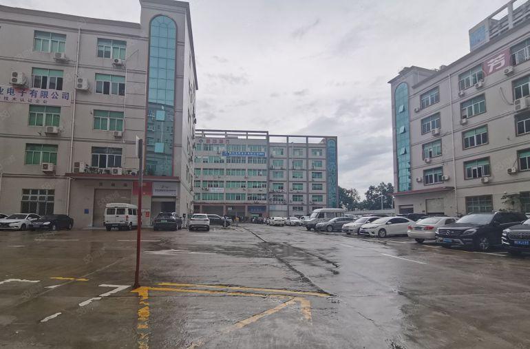 平湖禾花地铁口小面积200平500平800平厂房仓库出租分租