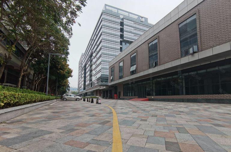 坂田地铁口科技园新出楼上精装修厂房办公室500平方出租