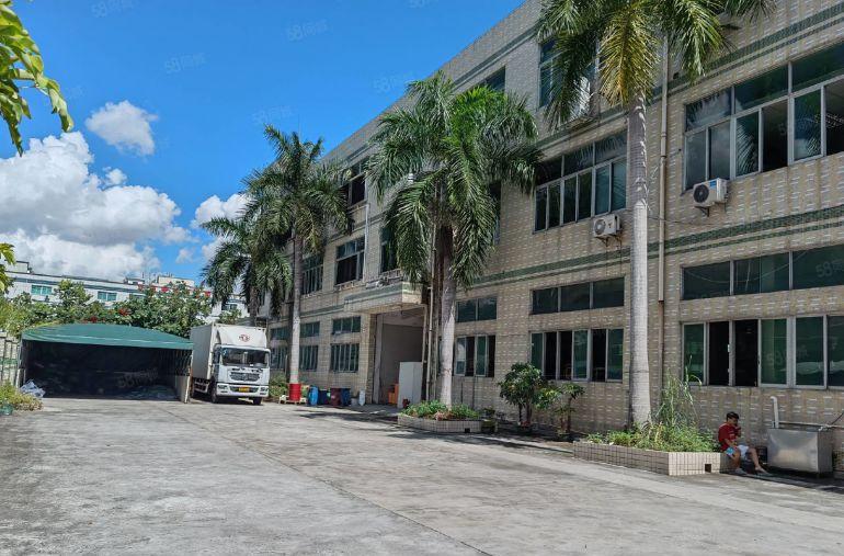 平湖地铁口新出2700平一二楼厂房仓库出租分租形象好交通方便