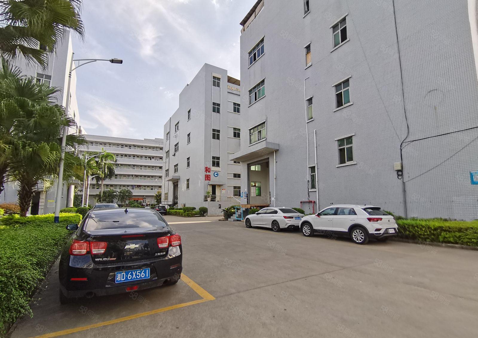 坂田华为基原房东带红本2000平厂房出租带装修可分租使用率高