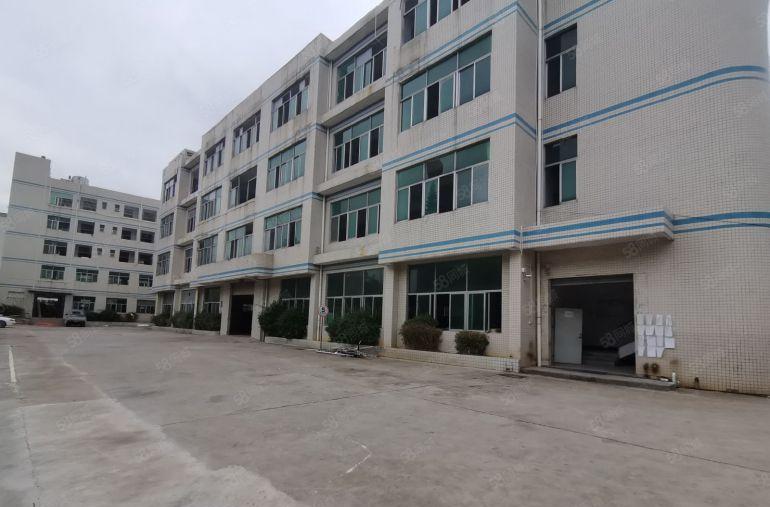 平湖华南城附近一楼2200平厂房仓库出租可分租形象好交通便利