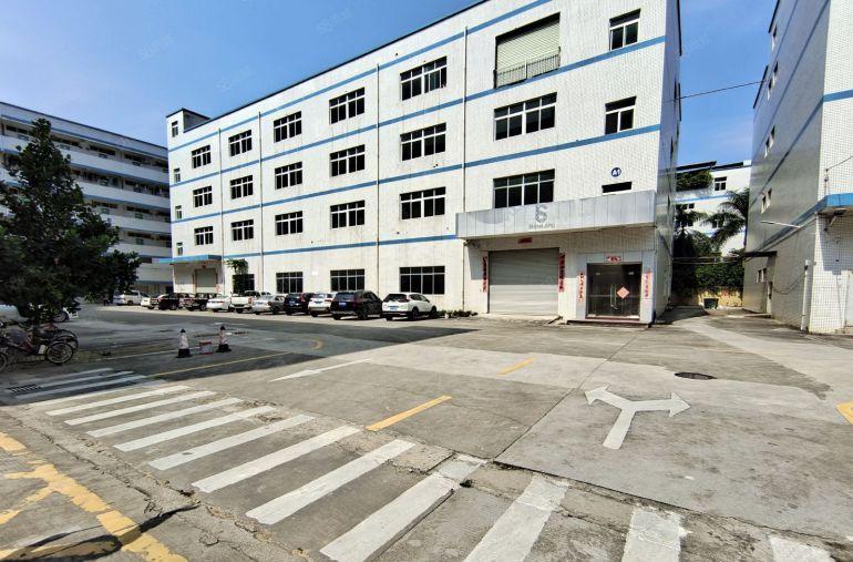 大小分租龙岗六约地铁站原房东独院6000平方厂房仓库低价出租