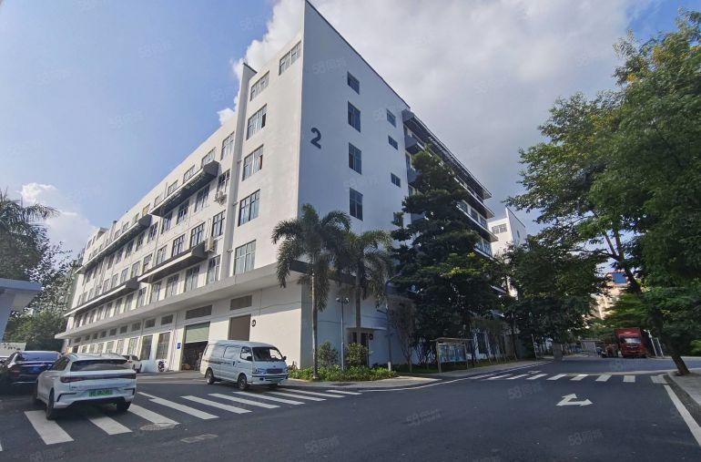 布吉2000平现成汽修厂出租带6个喷漆房，层高5.8米带环评