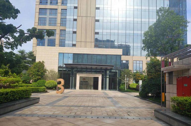 龙岗南联双龙地铁站豪华装修办公研发100平至500平大小分租