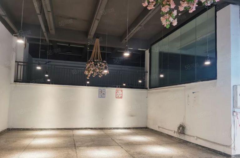 龙岗塘坑地铁站保成泰八达产业园720平层高6米业主直租