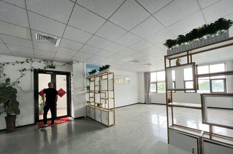 龙岗带精装修研发办公室700平带车间600平电商厂房仓库出租