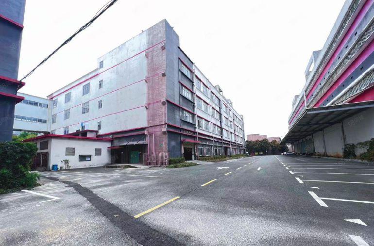 深圳龙岗带卸货平台一楼低价厂房出租