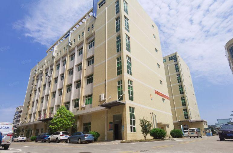 平湖华南城地铁口原房东楼上850平带装修办公仓库厂房出租