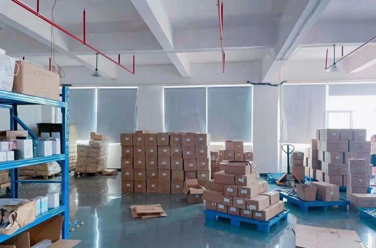 坂田地铁口边新出楼上1000平办公仓库厂房低价出租