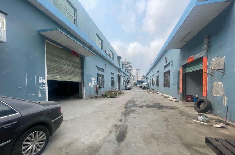 龙岗坪地1000平原房东园区一楼标准厂房出租，可分租