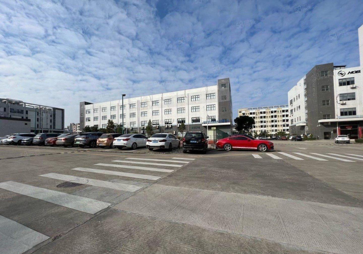 龙岗宝龙一楼2000平带装修厂房仓库出租可分租楼上5000平