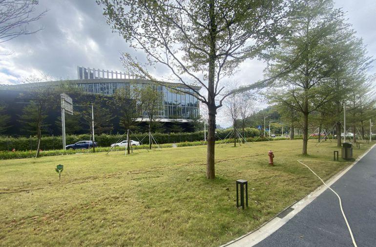 免租期8个月横岗地铁口高新厂房1500平方出租带补贴消防喷淋