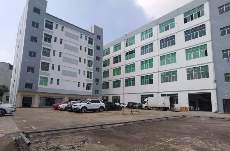 龙岗中心城工业园新空出3楼800平方精装修办公室厂房仓库出租