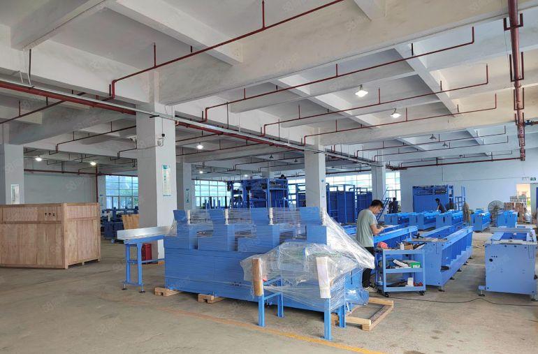 500平米起租平湖华南城工业园区一楼2000平米层高5.2米