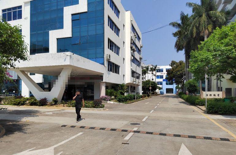 龙岗宝龙1楼5000平原房东红本独院厂房出租20元起