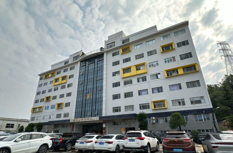 横岗带卸货平台一楼2800平 园区形象好大小分租厂房仓库出租