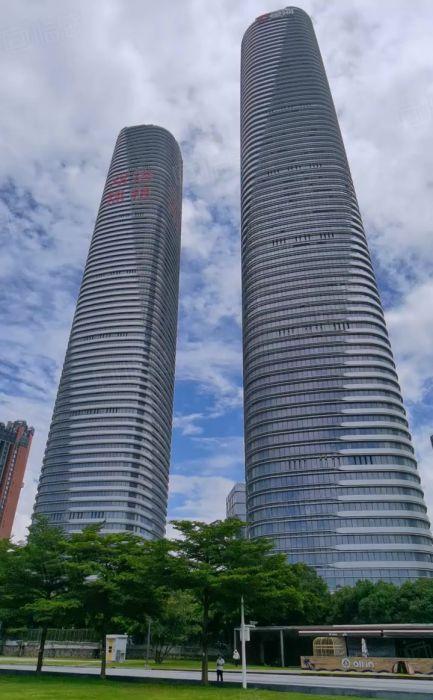 75元起租丨免租9个月丨可装修丨星河双子塔甲级写字楼出租