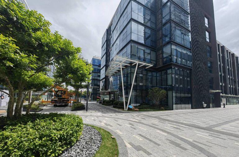 坂田华为基地附近500平带装修水电齐全红本厂房仓库出租