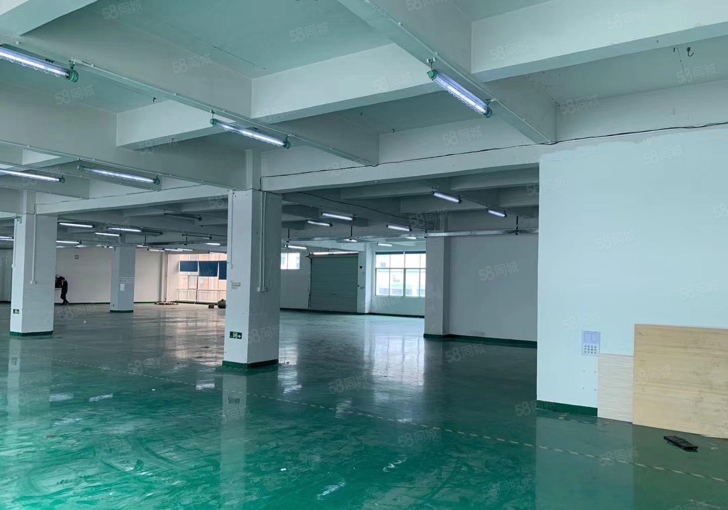 平湖辅城坳工业区新出1200平方三楼厂房招租