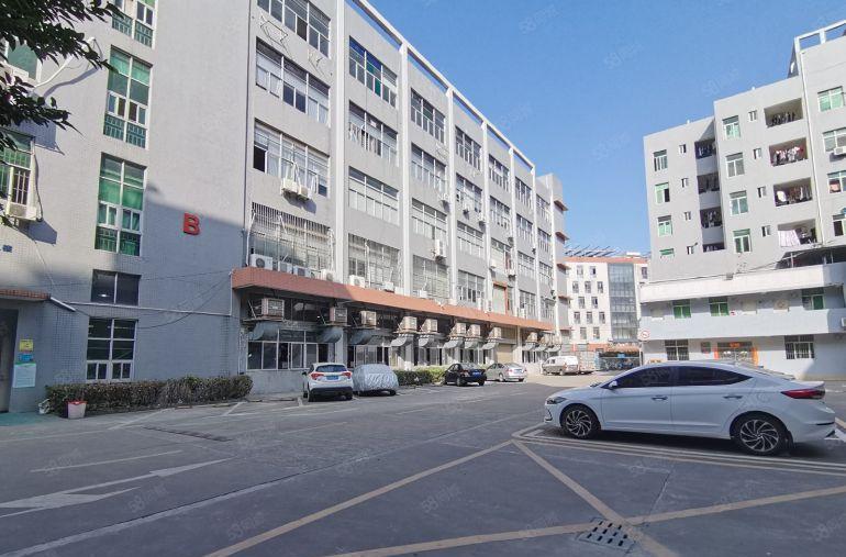 平湖禾花地铁口原房东2000厂房仓库出租大小面积可分租带装修