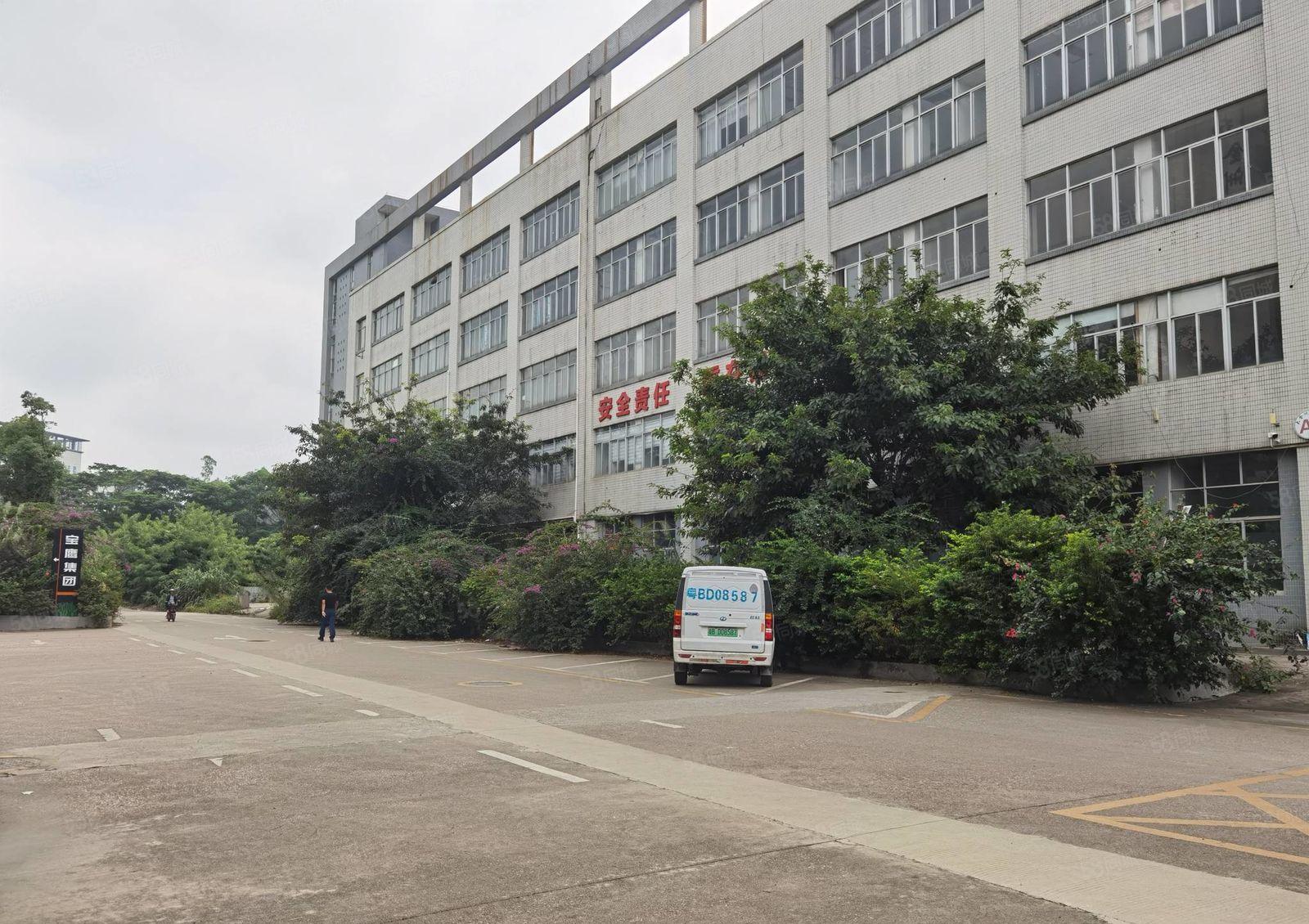 龙岗龙西北通道附近一楼2000平方招租 租金26块 可分租