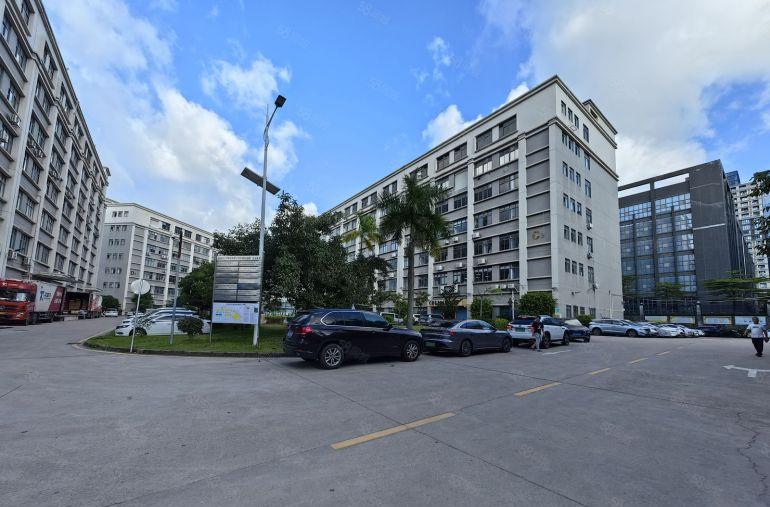 龙岗爱联地铁站原房东楼上500平精装修办公室厂房仓库低价出租