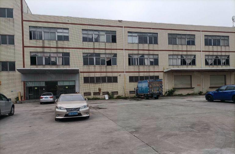 平湖新出一楼1500平带装修厂房仓库出租分租交通便利能办环评