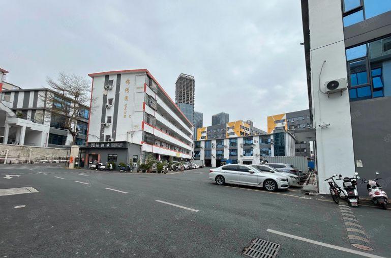 坂田布吉杨美地铁口一楼800平方厂房仓库出租可分租