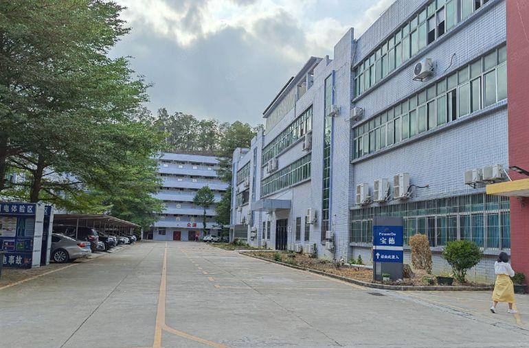 平湖地铁口新出2700平一二楼厂房仓库出租分租形象好交通方便