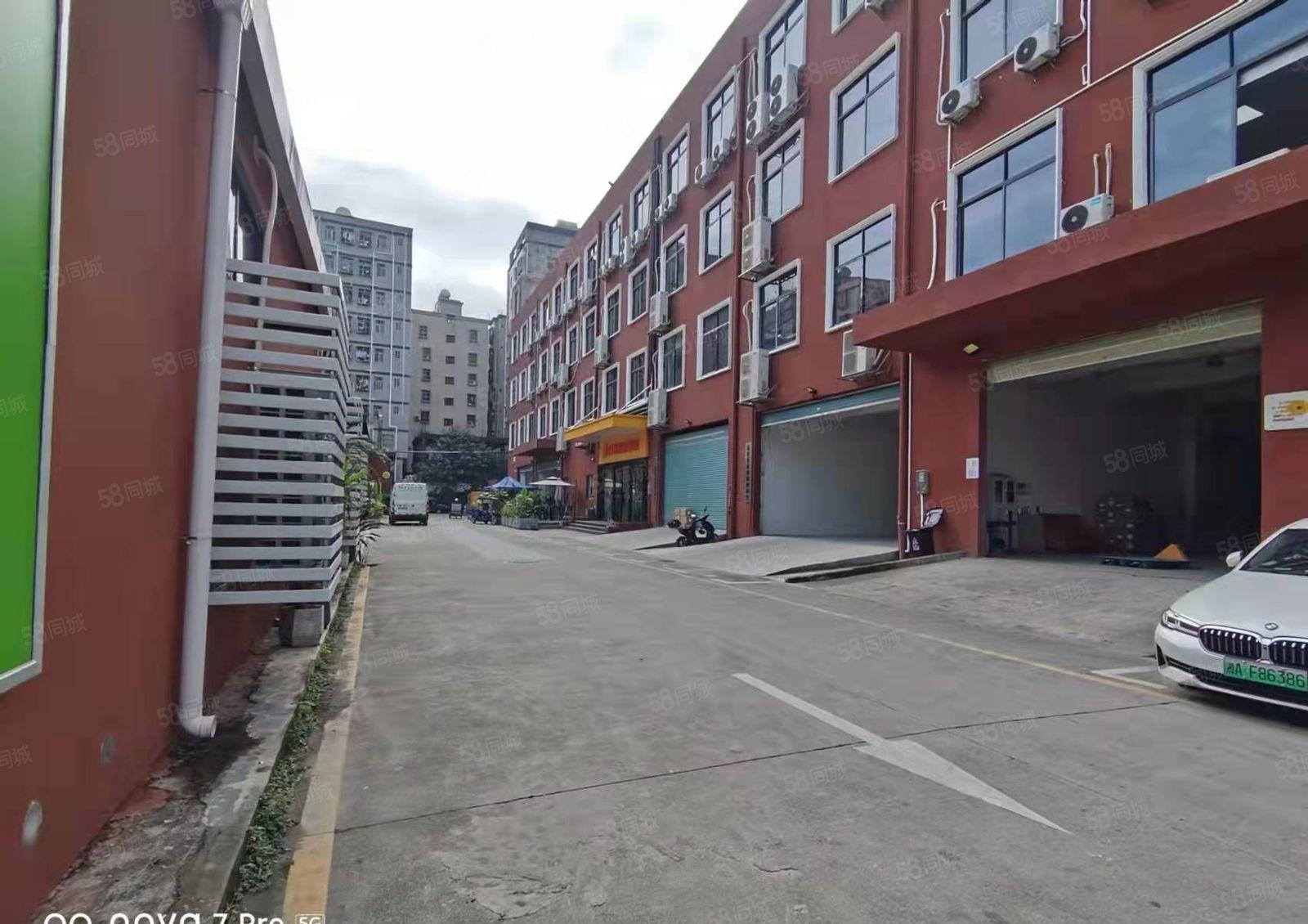 坂田贝尔地铁站200米新出一楼650平仓库招租，交通便捷