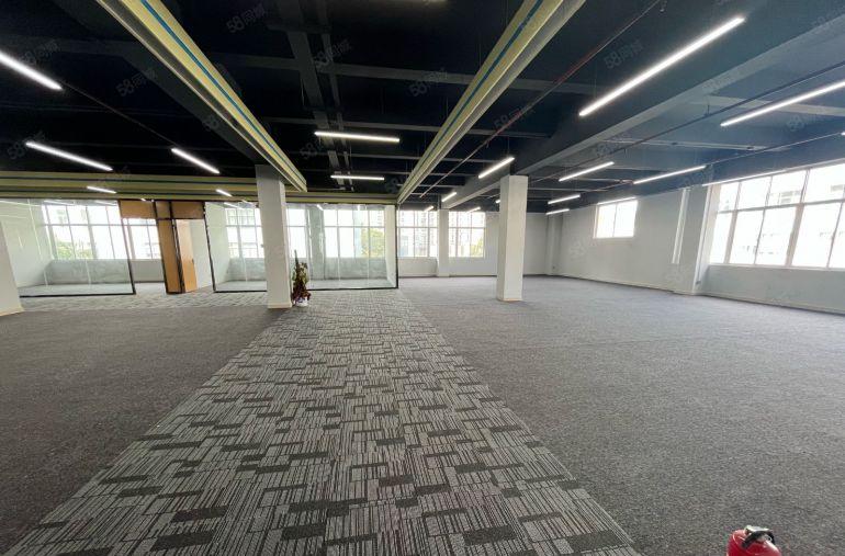 横岗整层1300平，原房东实际面积出租，带装修厂房出租