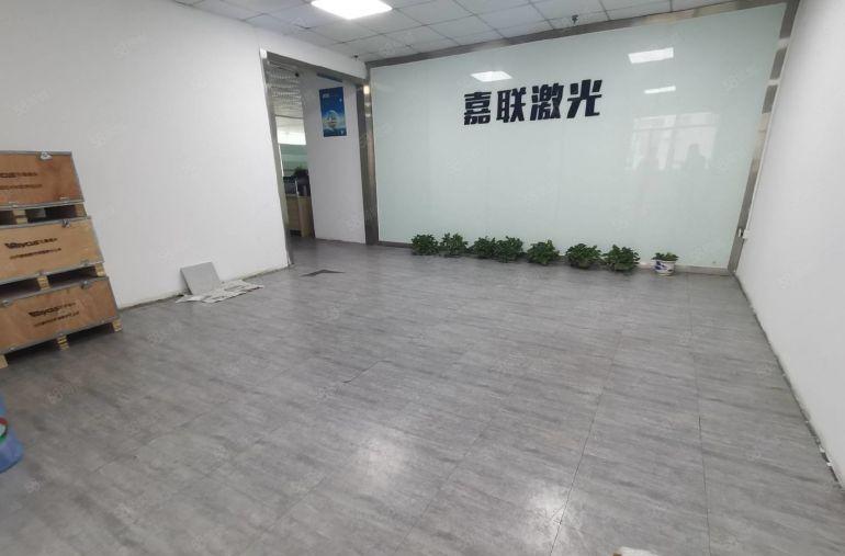 20元起租龙岗南联一手房东新出楼上1950平厂房出租可分租