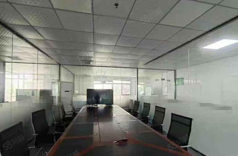 龙岗宝龙原房东厂房1500平出租，豪华装修无转让费