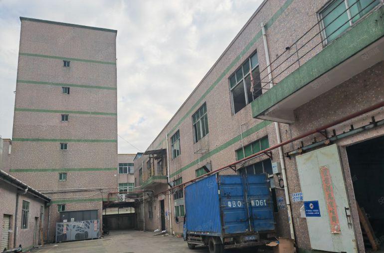 深圳龙岗区平湖新木村独院厂房出租面积4000平有小冷库有宿舍