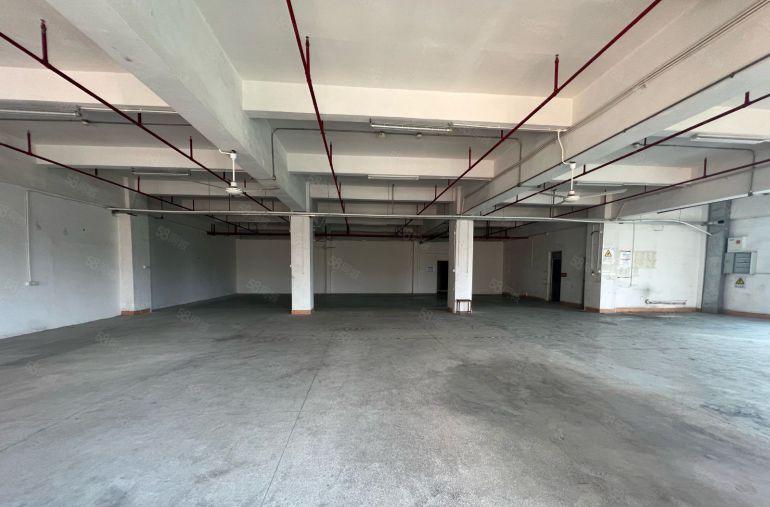 龙岗中心城南联工业区红本厂房仓库495平出租场地大易招工