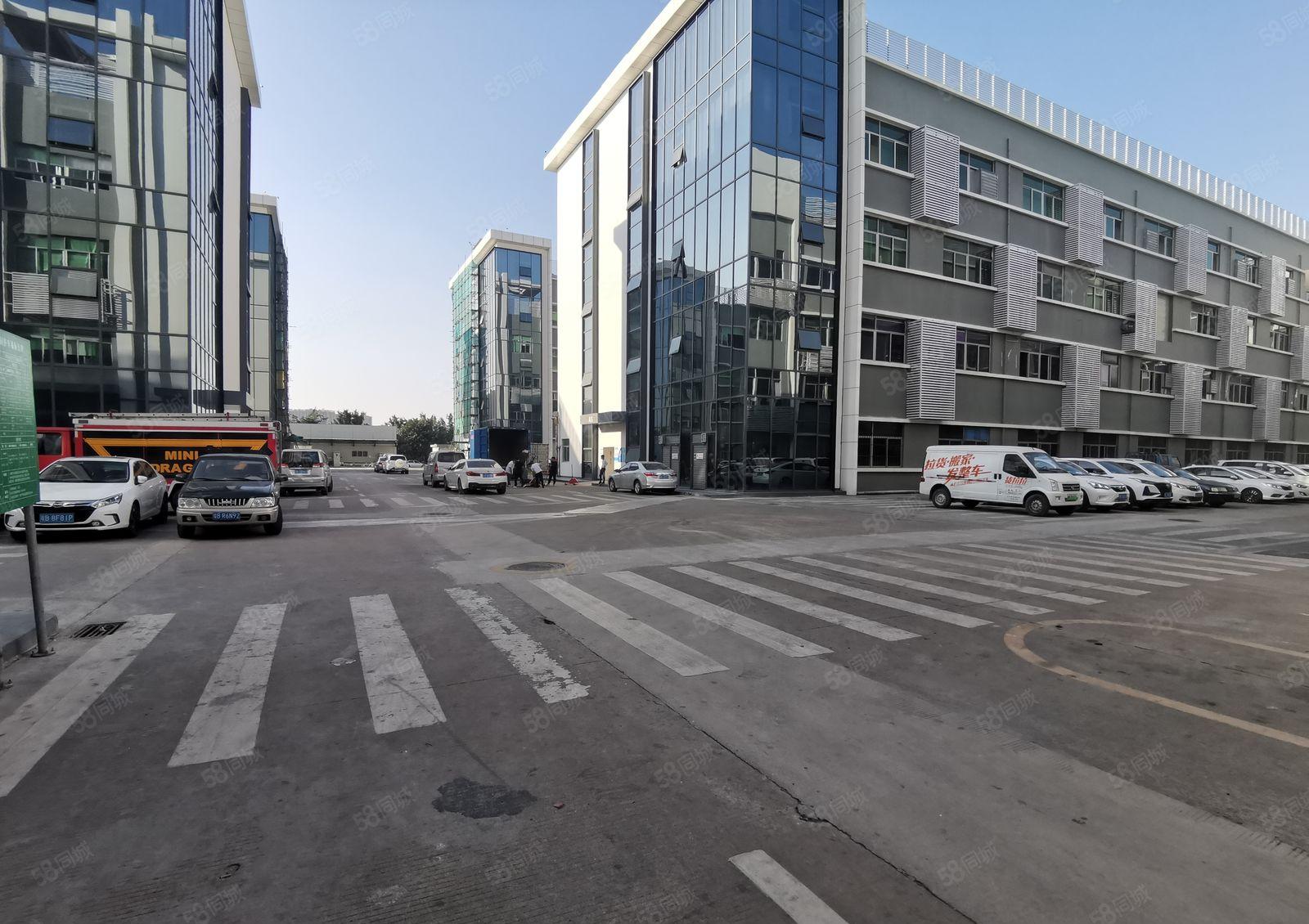 龙岗中心城500平带装修厂房报价21元200平起可分租