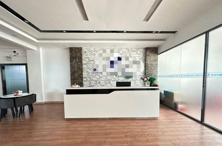 龙岗爱联地铁站旁1500平原房东现成精装修红本厂房出租分租