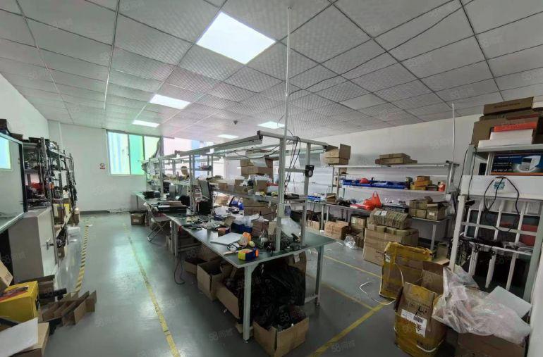 坂田上雪420平厂房带装修电梯口仓库办公一体低价出租