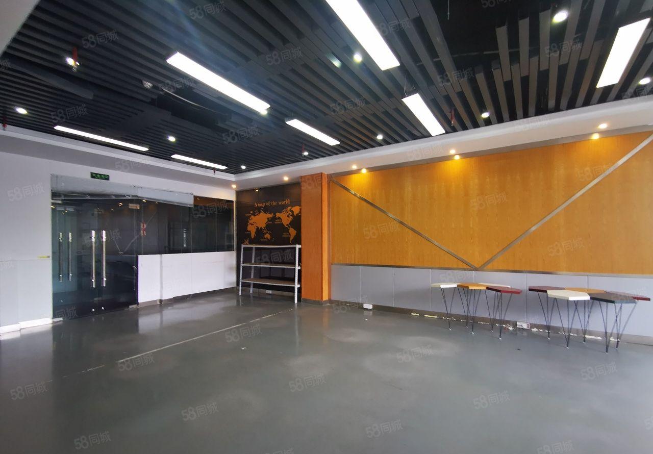 现成装修！龙岗坂田布吉地铁口电商园楼上300平办公室仓库出租