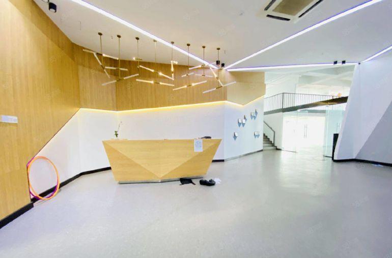 188平办公室 龙岗京基御景 地铁3号线13格局