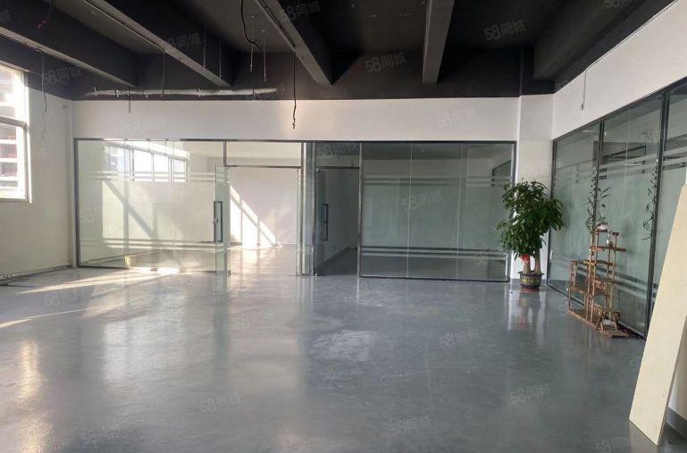 龙岗平湖地铁口新出园区一楼办公室厂房仓库低价出租100平起租