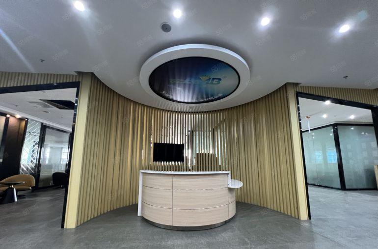 龙岗宝龙工业园楼上2180平方出租带精装修办公室车间卸货平台