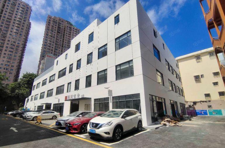 精装修 坂田地铁口2000平办公仓库出租一手房东直租8成实用