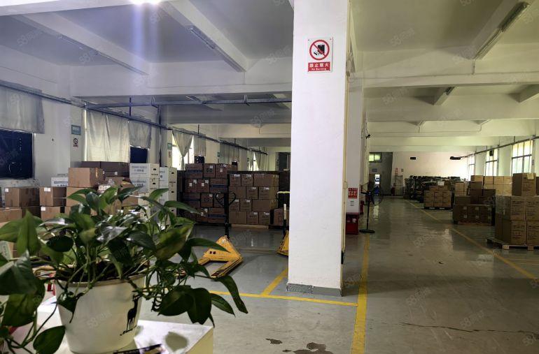 坪地高桥工业园区原房东红本一楼1000平方装修水电齐可分租