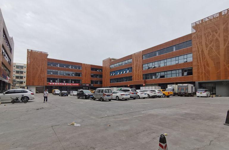 出租平湖富民工业区1200平标准厂房出租仓库招租500