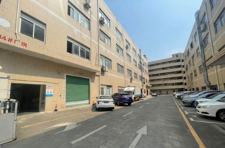 龙岗宝龙独门独院厂房11000平出租有红本可分租