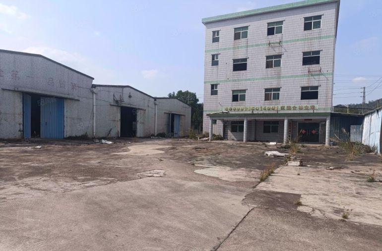 龙岗坪地钢构实际面积6000平报价14空地3000平可分租