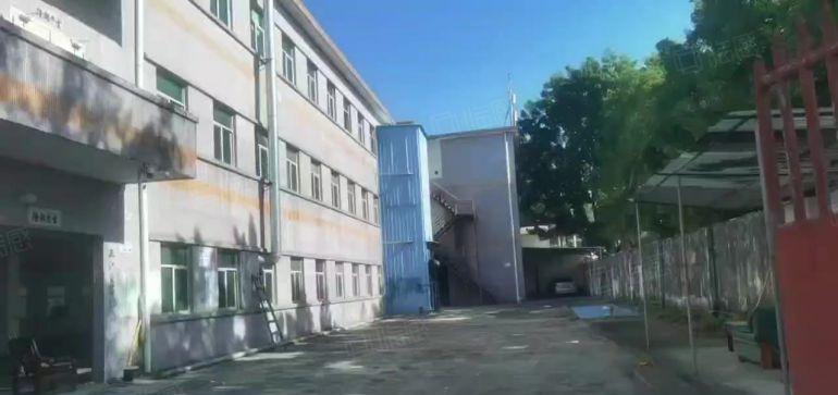 坪地六联地铁站口独门独院3500平米厂房整租